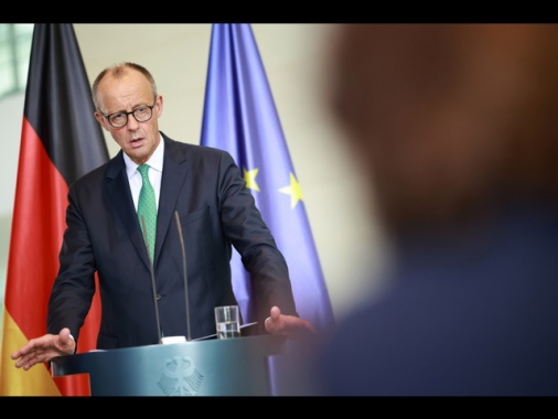 Merz, l'Ue non è competente sul sostegno militare a Kiev