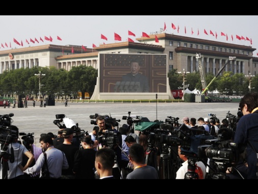 Xi, 'il mondo deve scegliere tra la pace e la guerra'