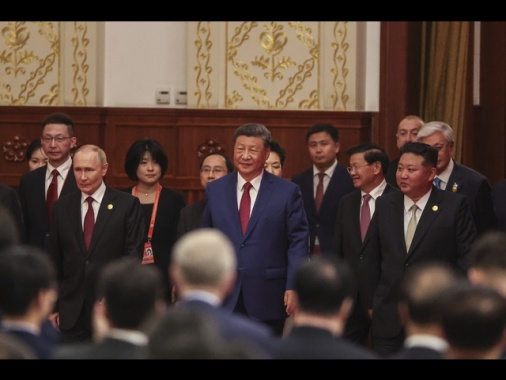 Xi, 'mai tornare alla legge della giungla a danno deboli'