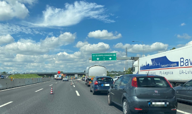 Incidente in A8, code e tamponamento