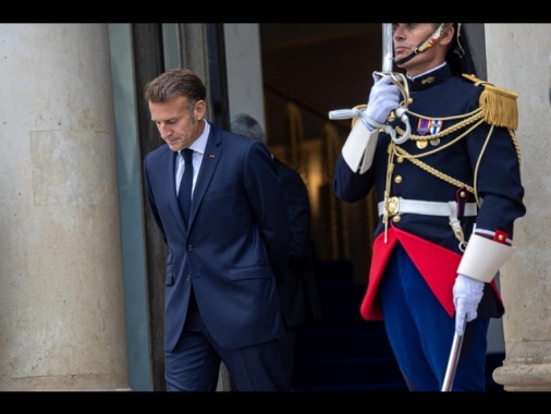 Macron, 'se Russia rifiuta negoziato, sanzioni e risposte'