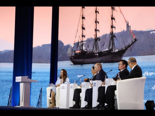 Putin, 'truppe occidentali in Ucraina sono bersaglio legittimo'