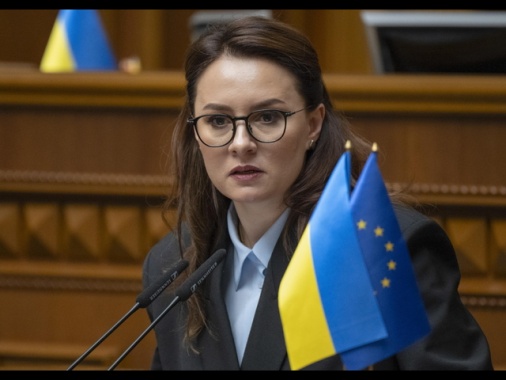 Attacchi su Ucraina, per la prima volta colpita sede del Governo