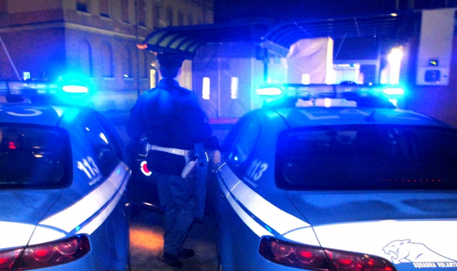 Un altro episodio di violenza nell’estate dei fracassoni, dei vandali e delle risse nei luoghi di incontro fra giovani alla ricerca di svago serale