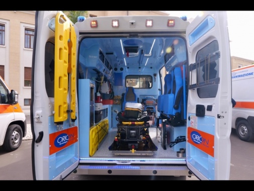 Cade dal cestello della gru, morto un operaio a Torino