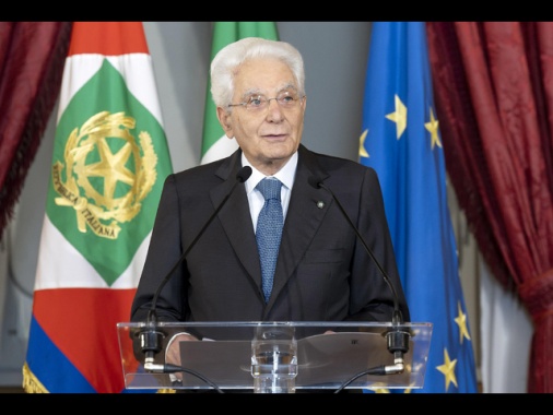 Mattarella,rivedere significato alfabetizzazione in era digitale