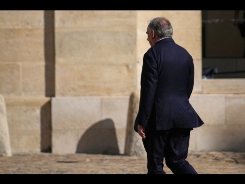 Bayrou, riduzione debito è urgenza vitale per la Francia