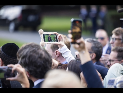 Trump allo stadio a New York, per lui buu e qualche applauso