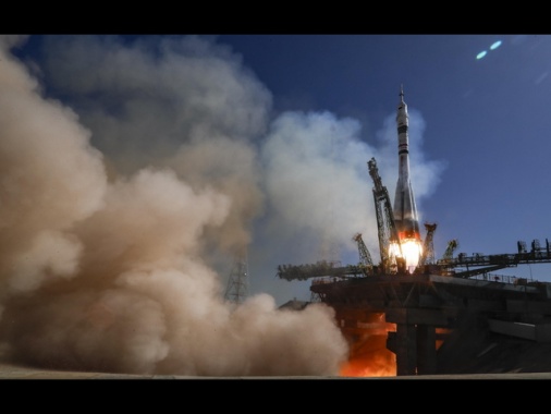 Russia lancia navicella militare nello spazio 'per studi Difesa'