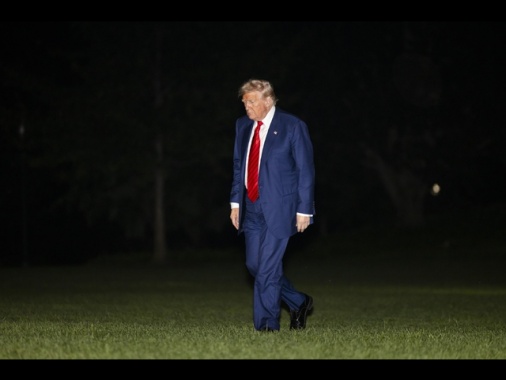 Spazio aereo sopra resort Trump a Bedminster violato 5 volte