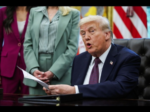 Trump, 'ho fatto causa al Nyt per 15mld dollari'