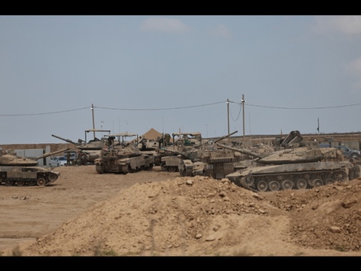 Idf fa esplodere blindati telecomandati dentro Gaza City