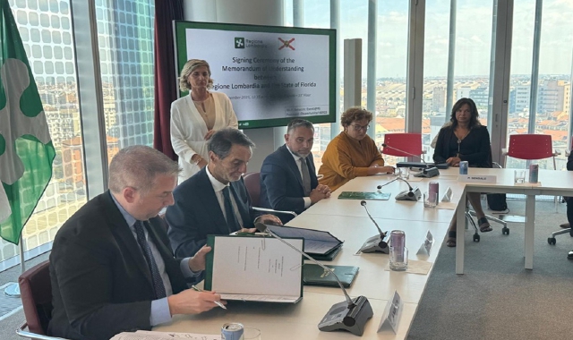 La firma sull’accordo tra Regione Lombardia e Stato della Florida
