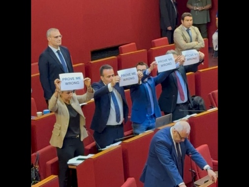 Comune Genova, minuto di silenzio del centrodestra per Kirk