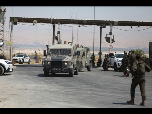 Attacco al valico di Allenby, terrorista ucciso