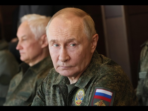 Putin, 'oltre 700.000 soldati russi al fronte in Ucraina'