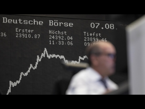 Borsa: l'Europa chiude in rialzo con Fed e tecnologici