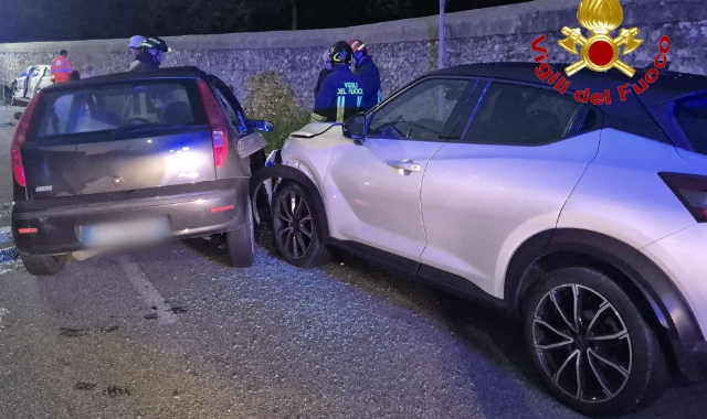 Incidente con neonato a bordo: paura, poi il sollievo