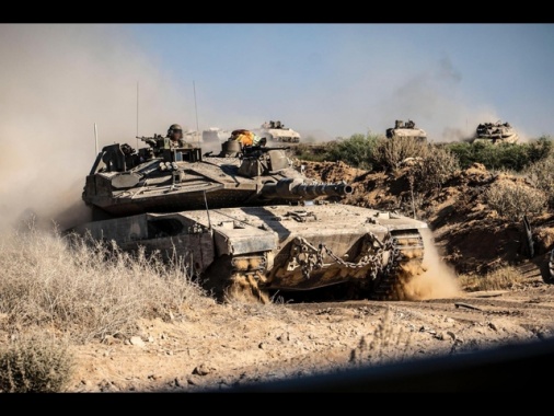 'Usa lavorano a vendite di armi per 6 miliardi a Israele'