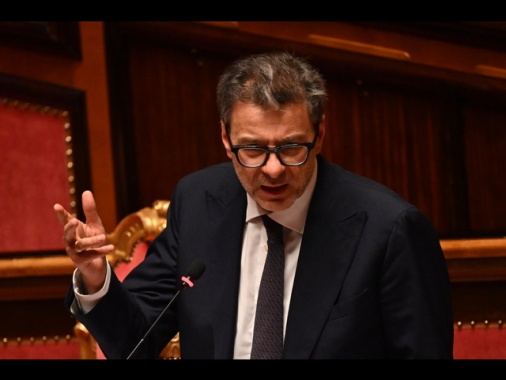 Giorgetti, possibile deficit Italia sotto 3% già quest'anno