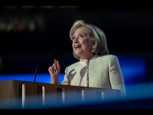 Hillary Clinton, usano omicidio Kirk per attaccare gli avversari