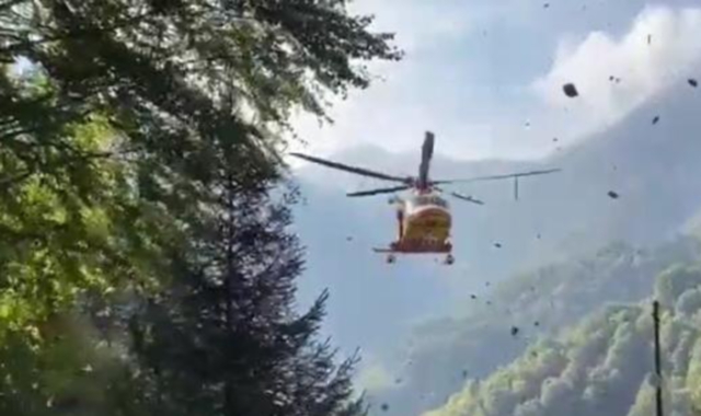 È intervenuto l’elicottero del Soccorso alpino