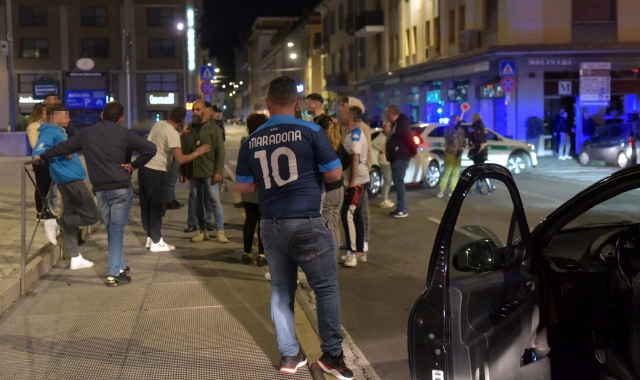 Aggredirono i poliziotti, assolti ultras napoletani