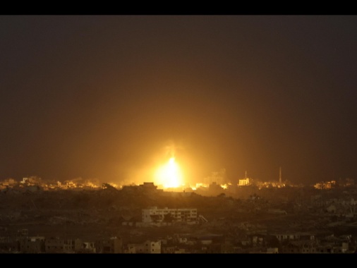 Difesa civile Gaza, 11 morti in un raid israeliano notturno