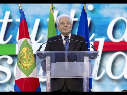 Mattarella, grati a patrioti Consulta che riavviò la democrazia