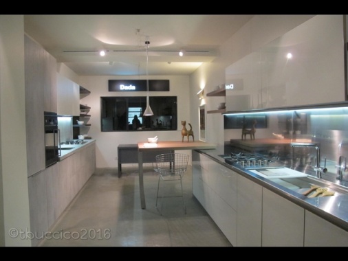 Trump annuncia, dazi al 50% per mobili da cucina e bagno