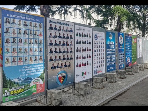 ++ Elezioni in Valle d'Aosta, alle 12 ha votato il 21,68% ++