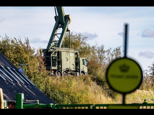 Avvistati droni nella notte vicino siti militari Danimarca