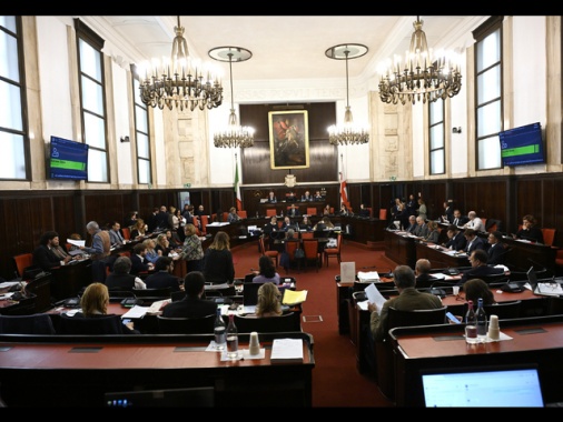 Consiglio comunale di Milano approva vendita stadio San Siro