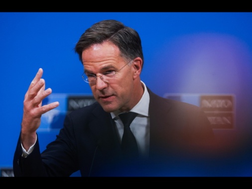 Ue-Nato, 'Ucraina prima linea di difesa, aumentare aiuti'