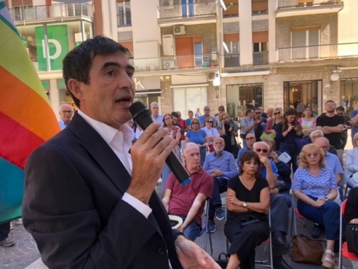 Avs, no a Meloni. Lavoriamo a risoluzione con Pd e 5s