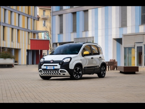 Mercato auto Italia +4% a settembre, Stellantis tre volte di più