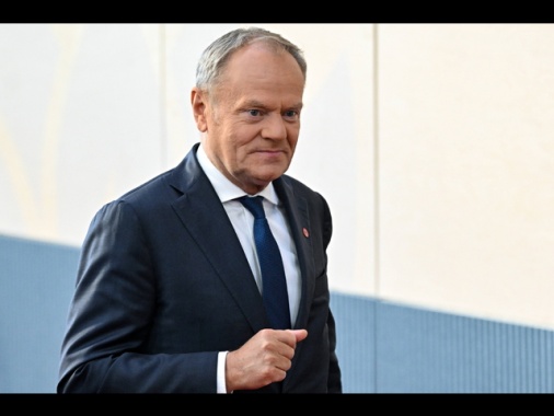 Tusk, 'è un nuovo tipo di guerra ma siamo già in guerra'