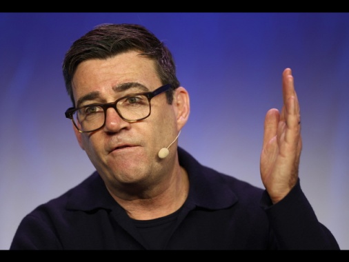 Attacco alla sinagoga a Manchester, 4 feriti e aggressore ucciso