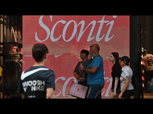 Ad agosto continua calo consumi, crollo alimentari -2,2%