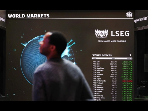 Borsa: Europa migliora nel finale con Wall Street, Milano +0,4%