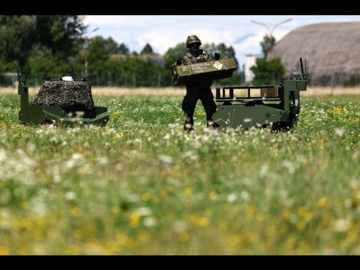 Bild, droni in Germania in volo anche su un sito militare