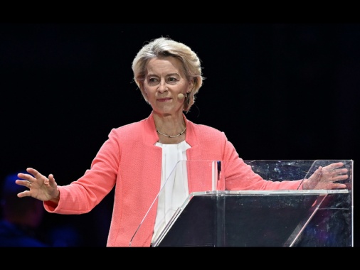 Von der Leyen, 'barbarie a Shostka, Russia mira su civili'