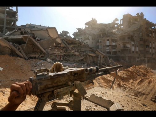 Protezione civile Gaza, 57 uccisi nei raid Idf dall'alba