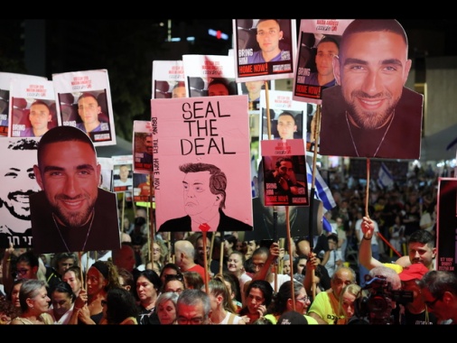 Hamas chiede un rapido avvio dello scambio ostaggi-prigionieri