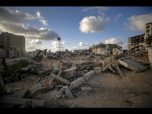 Hamas a tv, abbiamo iniziato a recuperare corpi dei rapiti