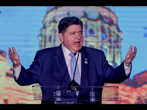 Illinois fa causa a Trump contro invio Guardia Nazionale