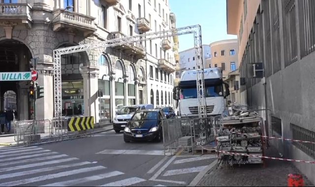 Ultimi preparativi a Varese per la Tre Valli Varesine (foto Puricelli)