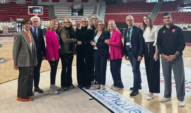 Pallacanestro Varese in campo contro i tumori