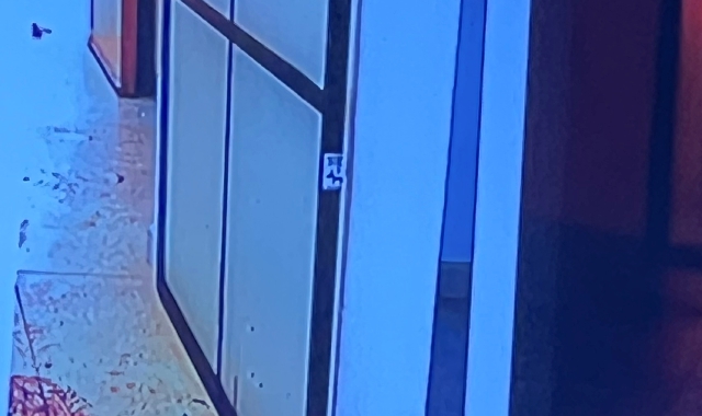 La casa di Andrea Bossi all’atto del sopralluogo del reparto scientifico dopo il delitto