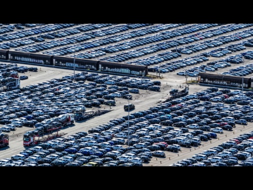 Ue, 'sulle auto manteniamo la rotta, ma con pragmatismo'